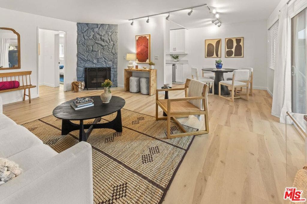 3325 Bagley Avenue, #105, Los Angeles, CA 90034
