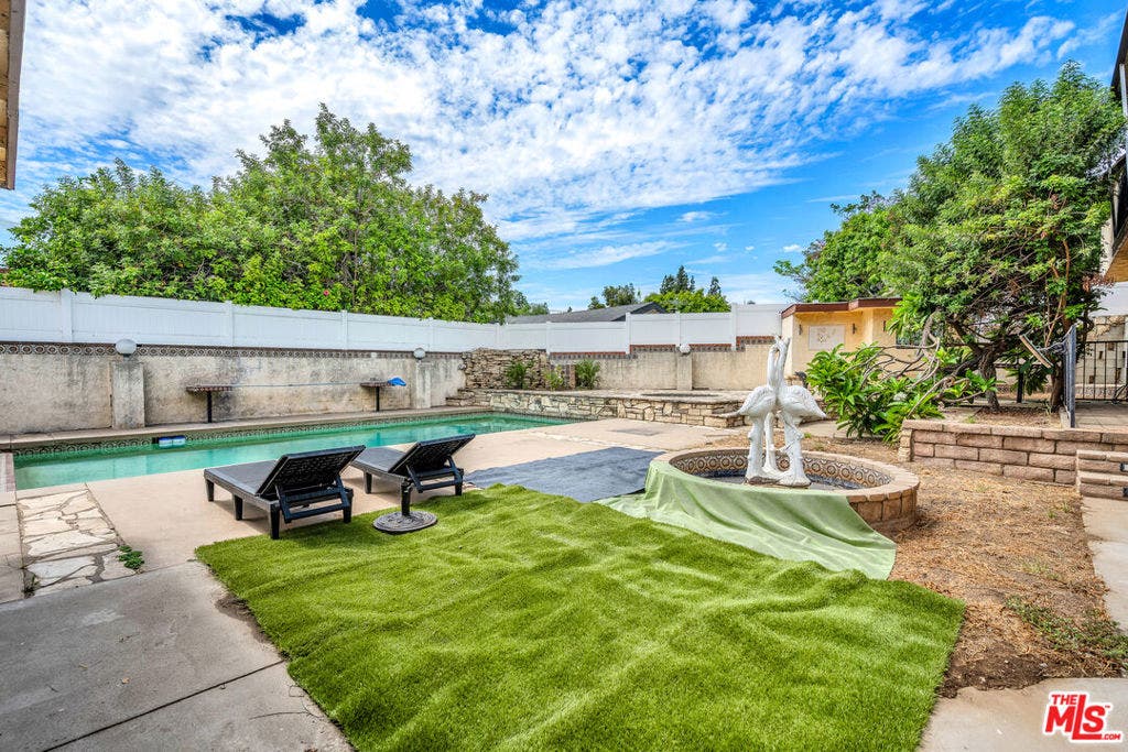 15623 Dorian Street, Sylmar, CA 91342 15623 Dorian Street, Sylmar, CA 91342