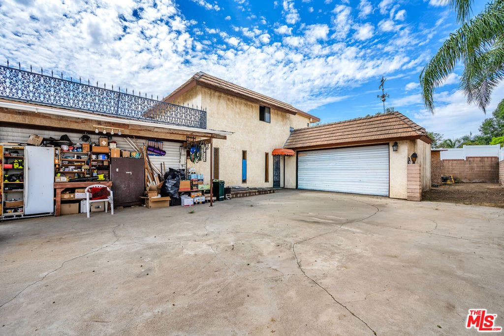 15623 Dorian Street, Sylmar, CA 91342 15623 Dorian Street, Sylmar, CA 91342