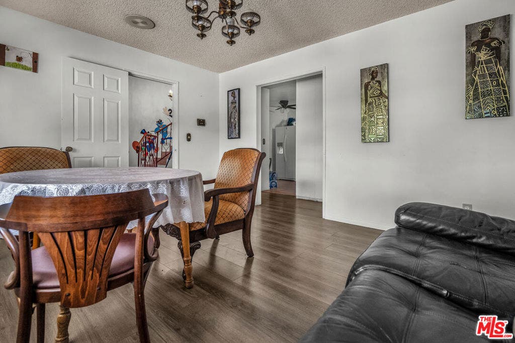 15623 Dorian Street, Sylmar, CA 91342 15623 Dorian Street, Sylmar, CA 91342