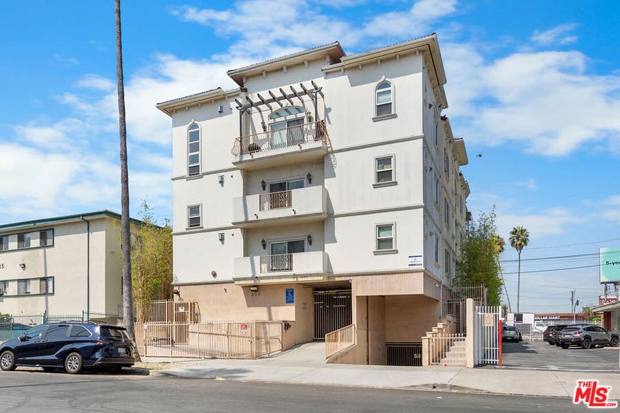 Property photo for 309 S Mariposa Avenue, #101, Los Angeles, CA