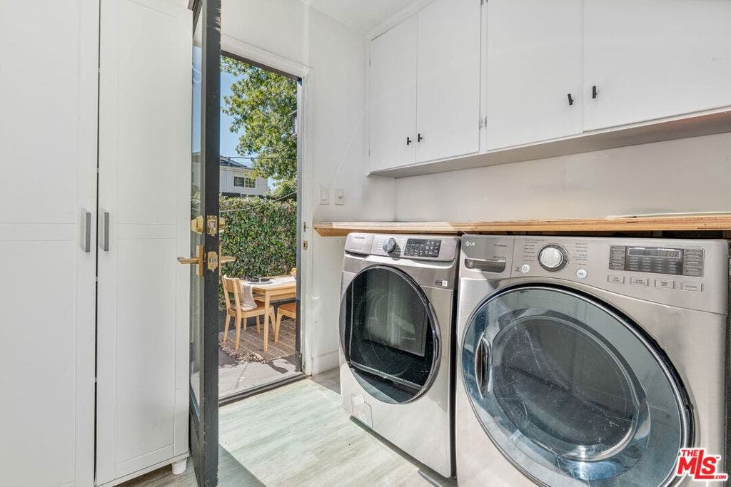 3917 Beethoven Street, Los Angeles, CA 90066