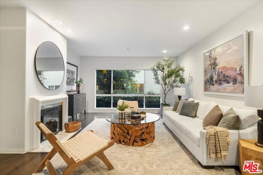 Property photo for 11855 Goshen Avenue, #104, Los Angeles, CA