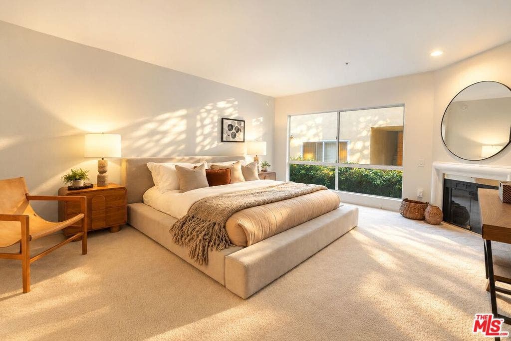 11855 Goshen Avenue, #104, Los Angeles, CA 90049