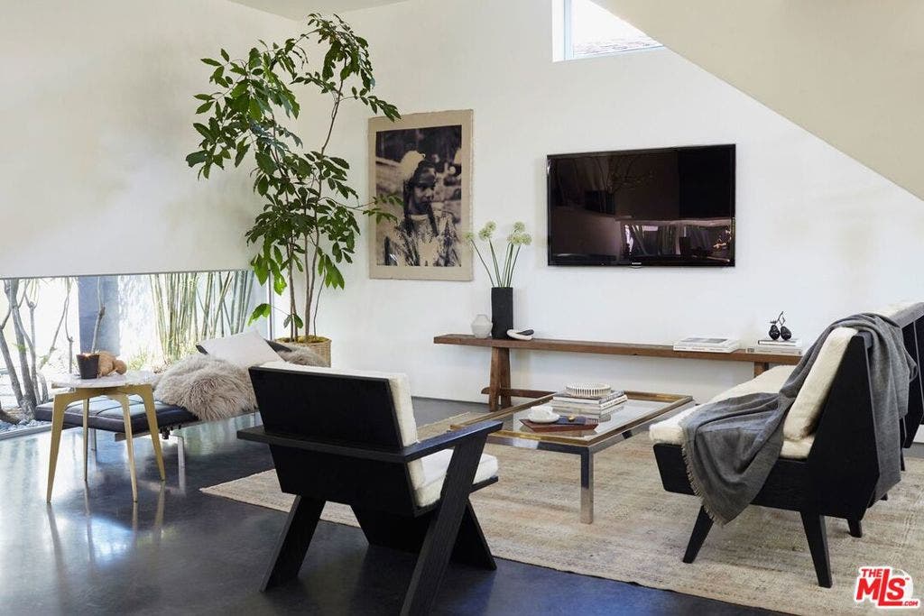 1201 CABRILLO Avenue, Venice, CA 90291