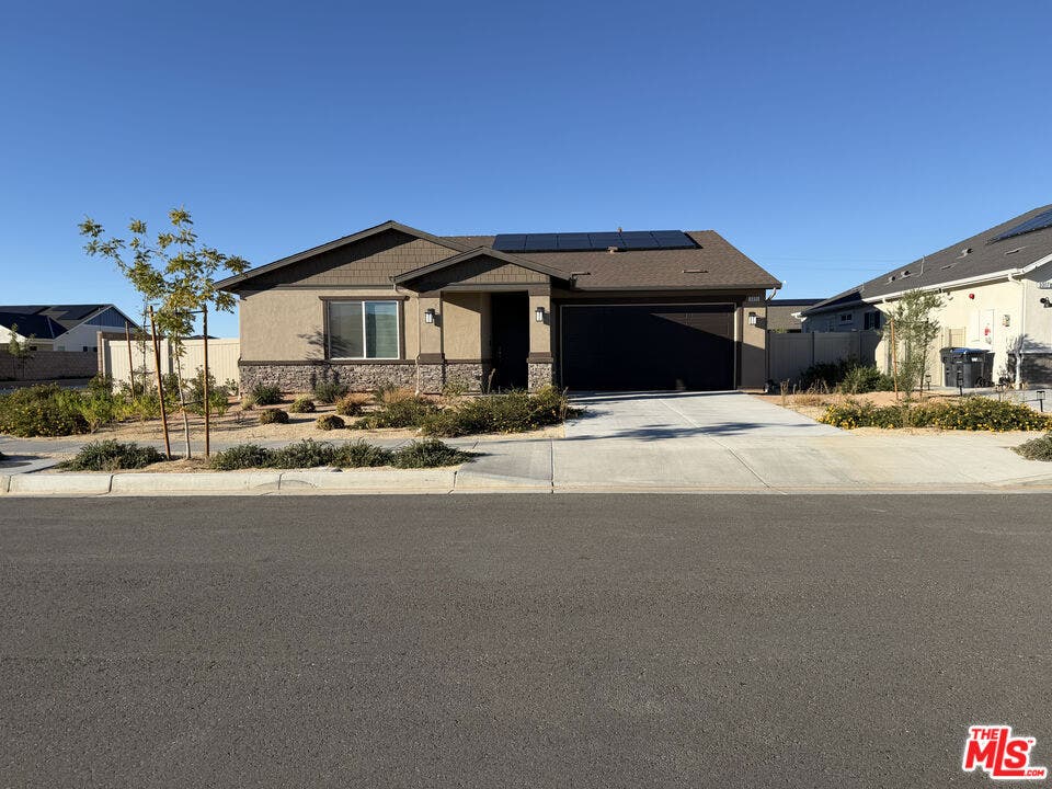 3311 Topaz Lane, Lancaster, CA 93535 3311 Topaz Lane, Lancaster, CA 93535