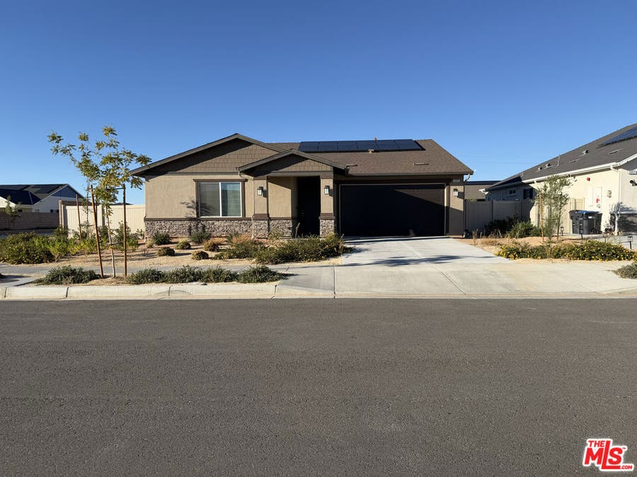 Property photo for 3311 Topaz Lane, Lancaster, CA