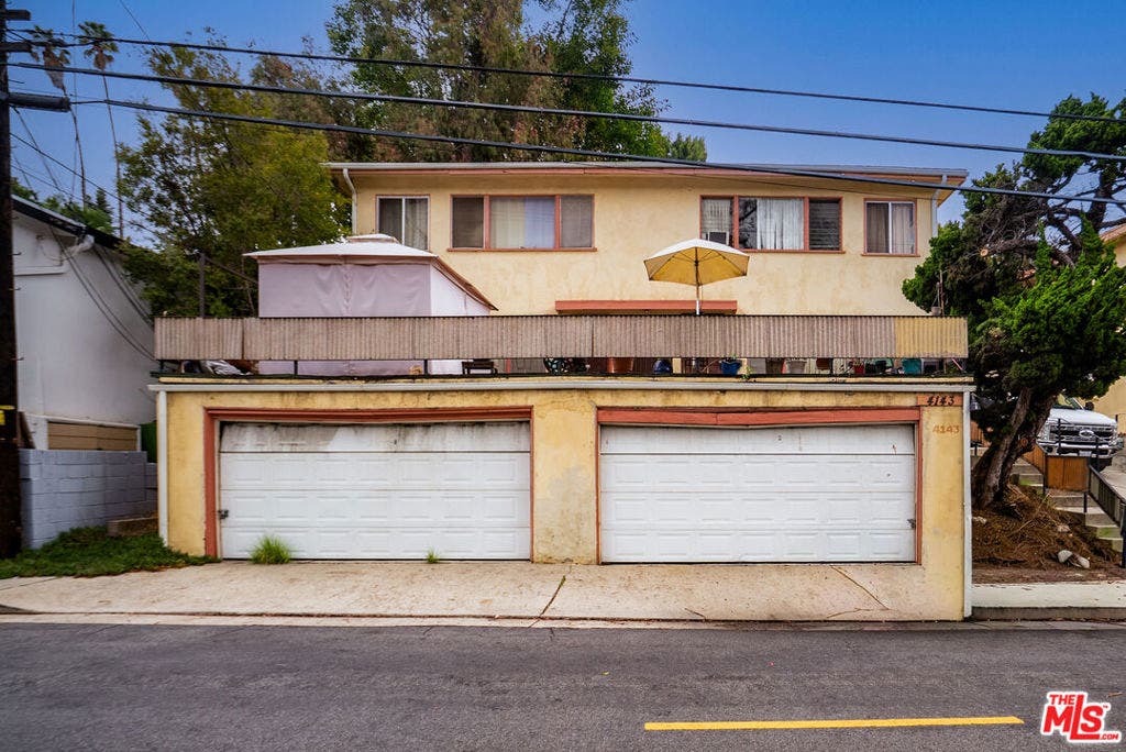 4143 Don Tomaso Drive, #1, Los Angeles, CA 90008 4143 Don Tomaso Drive, #1, Los Angeles, CA 90008
