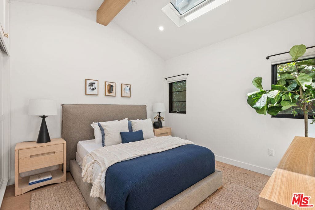 7719 Lexington Avenue, Los Angeles, CA 90046 7719 Lexington Avenue, Los Angeles, CA 90046