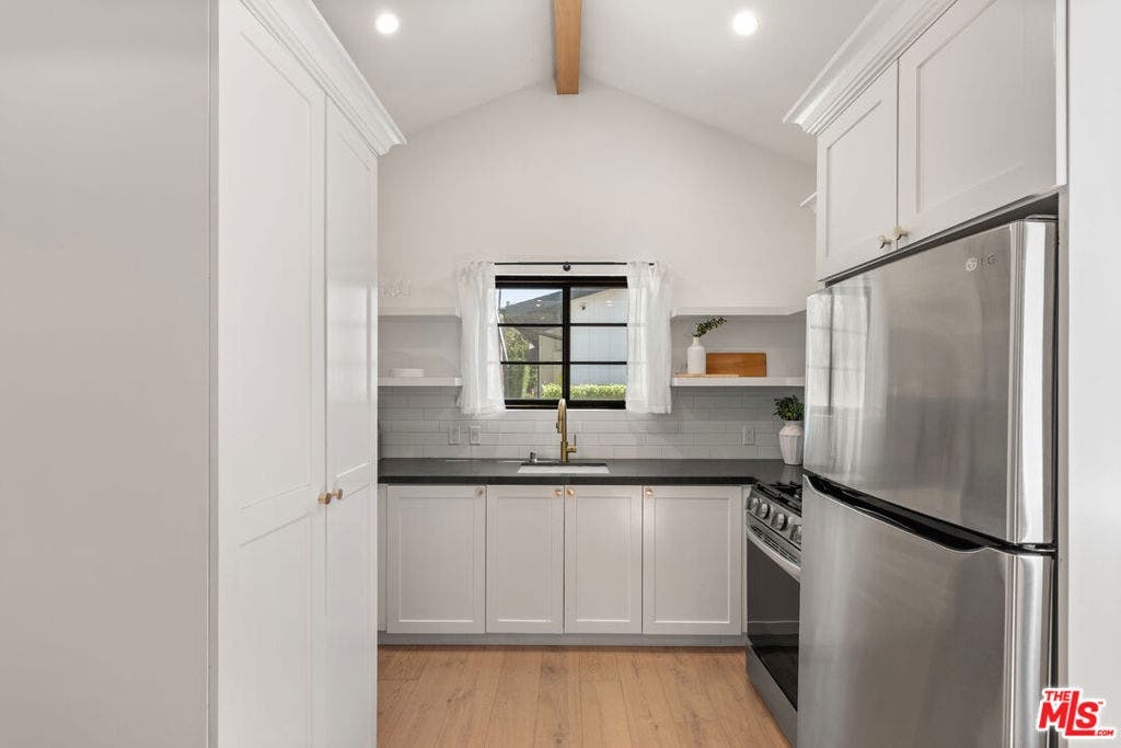 7719 Lexington Avenue, Los Angeles, CA 90046 7719 Lexington Avenue, Los Angeles, CA 90046