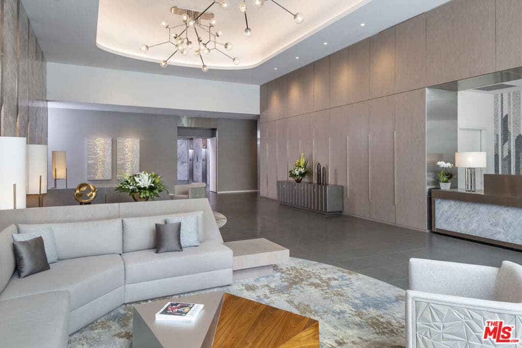 877 Francisco Street, #1020, Los Angeles, CA 90017