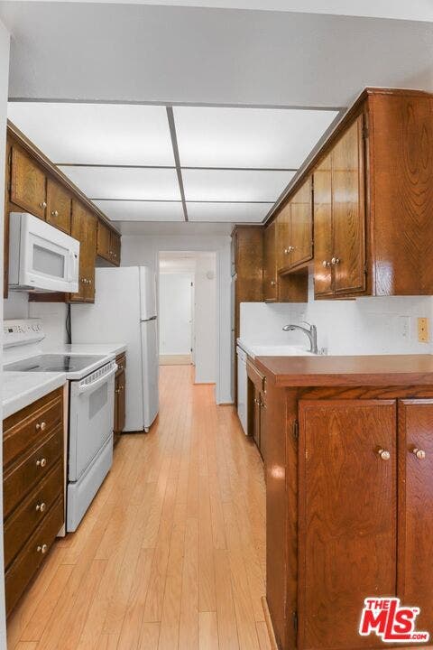 1242 BARRINGTON Avenue, #307, Los Angeles, CA 90025