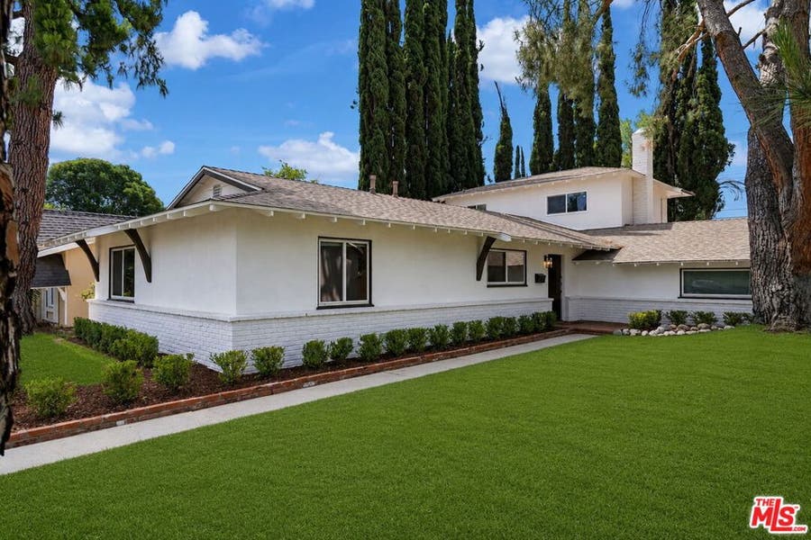 Property photo for 24022 Vanowen Street, West Hills, CA