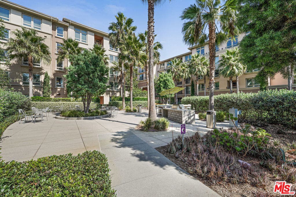 13044 Pacific Promenade, #408, Playa Vista, CA 90094 13044 Pacific Promenade, #408, Playa Vista, CA 90094