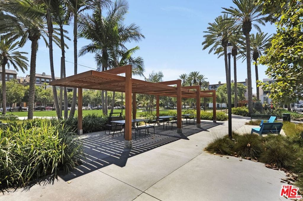 13044 Pacific Promenade, #408, Playa Vista, CA 90094 13044 Pacific Promenade, #408, Playa Vista, CA 90094