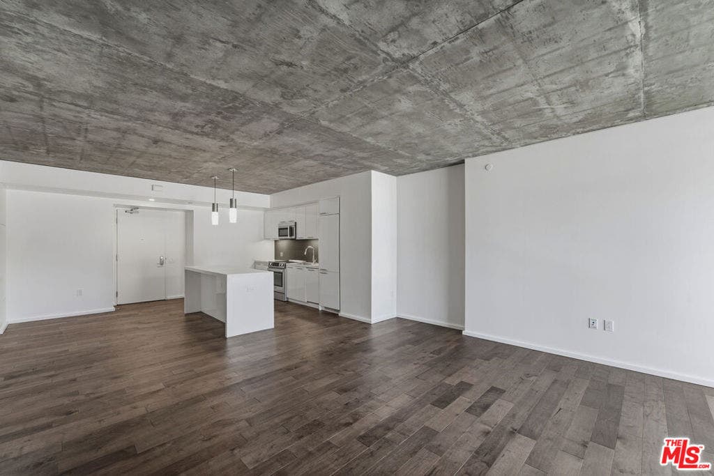 8500 W Sunset Boulevard, #506, West Hollywood, CA 90069 8500 W Sunset Boulevard, #506, West Hollywood, CA 90069