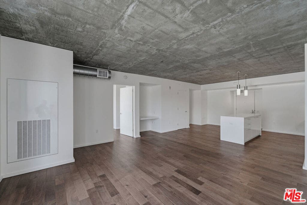 8500 W Sunset Boulevard, #506, West Hollywood, CA 90069 8500 W Sunset Boulevard, #506, West Hollywood, CA 90069