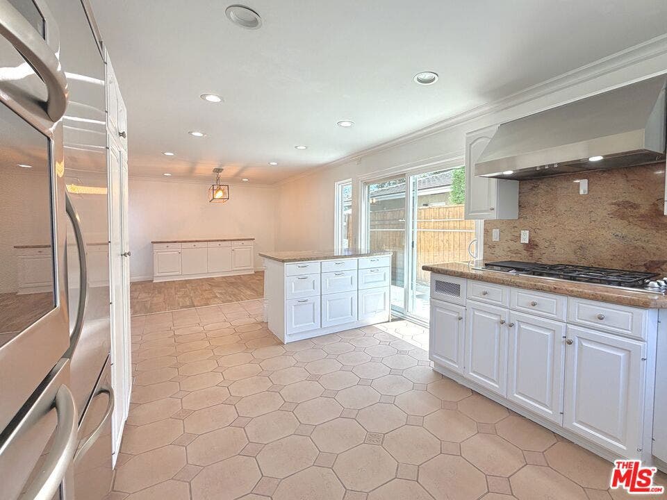 1615 Wellington Place, Westlake Village, CA 91361 1615 Wellington Place, Westlake Village, CA 91361
