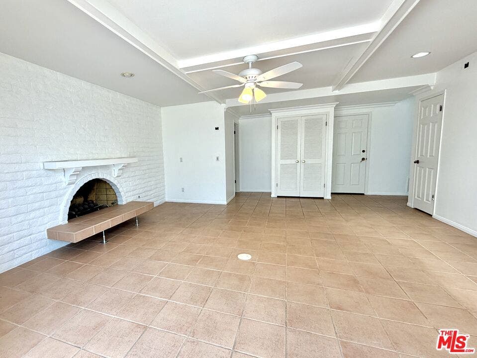 1615 Wellington Place, Westlake Village, CA 91361 1615 Wellington Place, Westlake Village, CA 91361