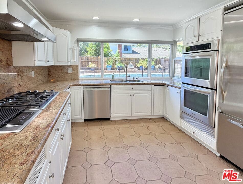 1615 Wellington Place, Westlake Village, CA 91361 1615 Wellington Place, Westlake Village, CA 91361