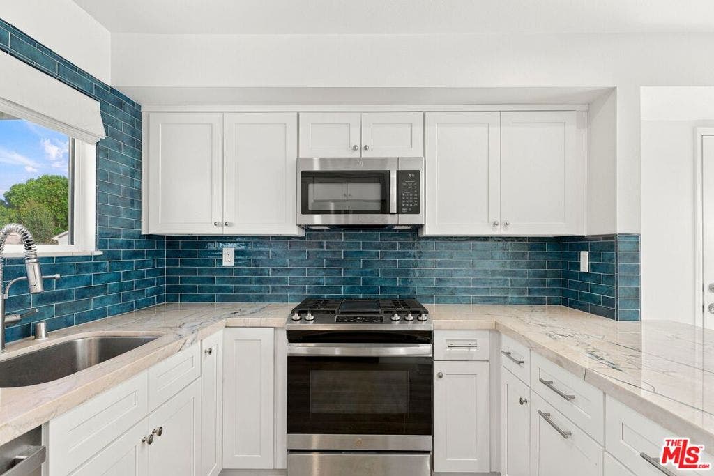 3660 Keel Avenue, Oxnard, CA 93035 3660 Keel Avenue, Oxnard, CA 93035