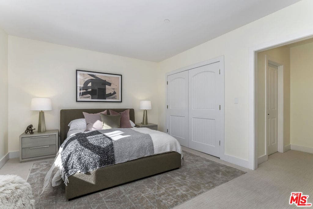 2201 Beech Knoll Road, Los Angeles, CA 90046 2201 Beech Knoll Road, Los Angeles, CA 90046