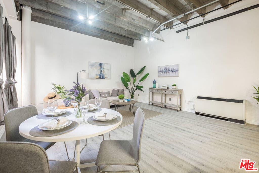 312 W 5th Street, #606, Los Angeles, CA 90013 312 W 5th Street, #606, Los Angeles, CA 90013