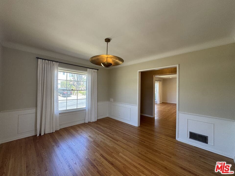 11188 Ophir Drive, Los Angeles, CA 90024 Dining Room