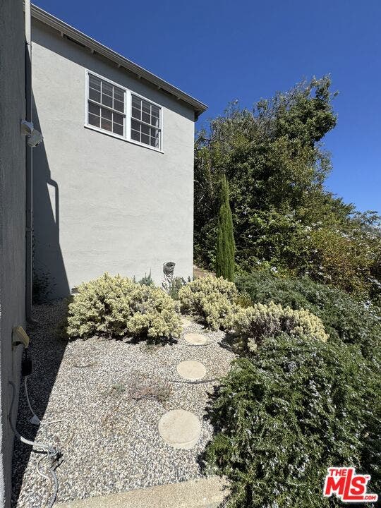 11188 Ophir Drive, Los Angeles, CA 90024 Garden below Primary Bedroom