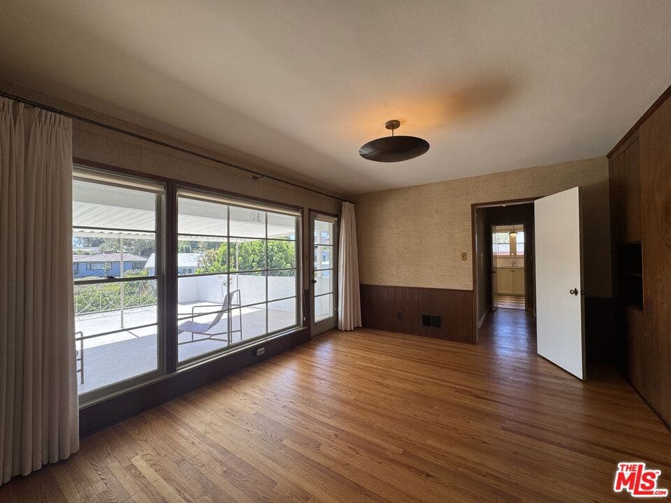 11188 Ophir Drive, Los Angeles, CA 90024 Den/Office/Guest Room
