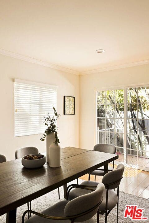 17827 Burbank Boulevard, Encino, CA 91316 17827 Burbank Boulevard, Encino, CA 91316