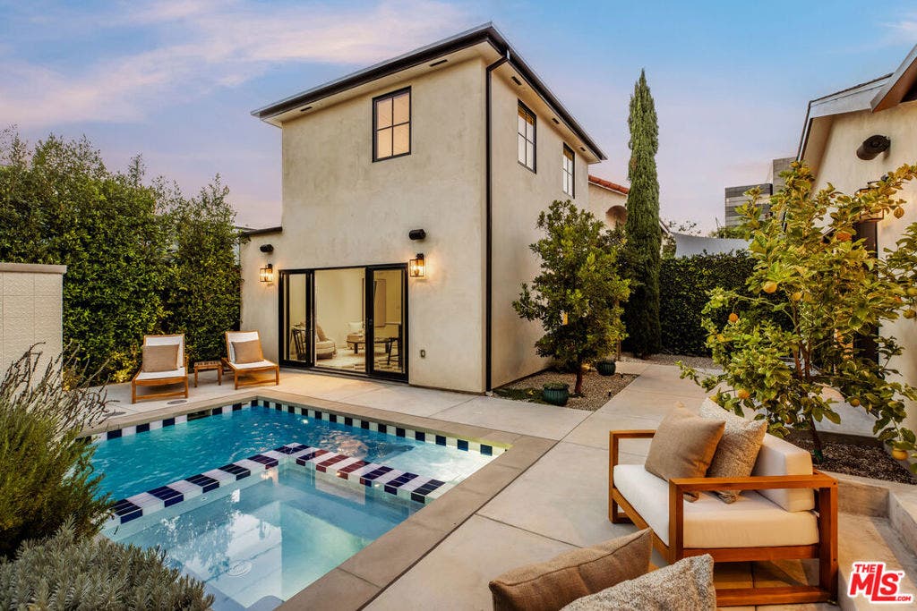 133 N La Jolla Avenue, Los Angeles, CA 90048 133 N La Jolla Avenue, Los Angeles, CA 90048