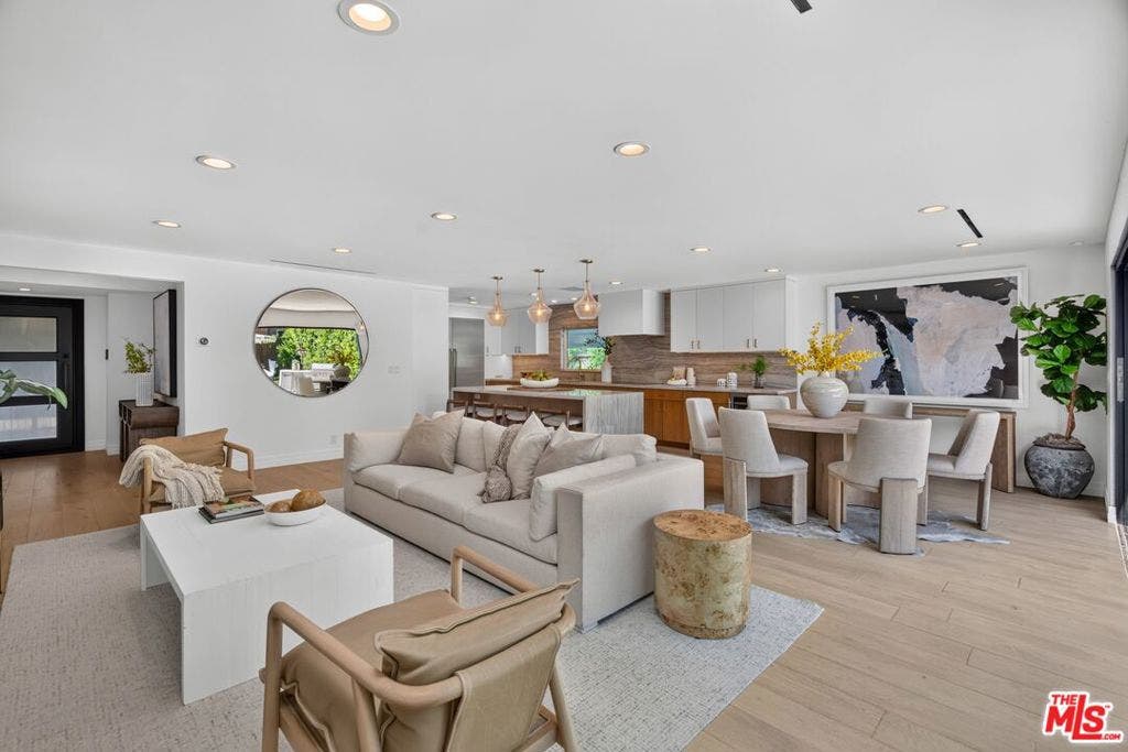 14348 Roblar Place, Sherman Oaks, CA 91423 14348 Roblar Place, Sherman Oaks, CA 91423