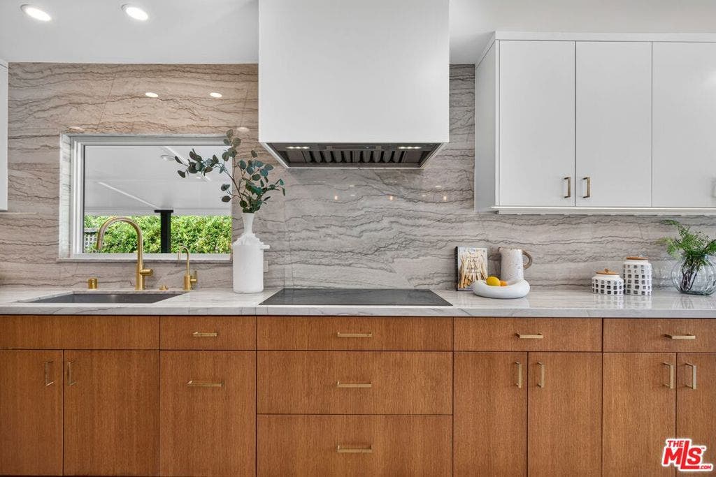14348 Roblar Place, Sherman Oaks, CA 91423 14348 Roblar Place, Sherman Oaks, CA 91423