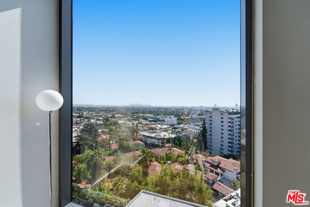 8500 W Sunset Boulevard, #713, West Hollywood, CA 90069 8500 W Sunset Boulevard, #713, West Hollywood, CA 90069