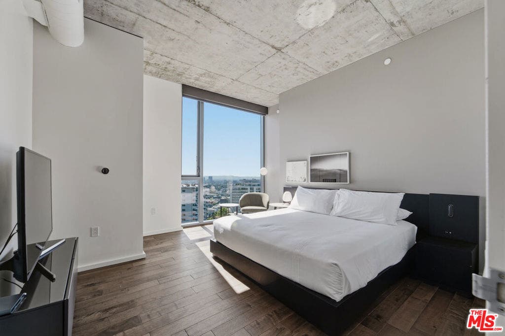 8500 W Sunset Boulevard, #713, West Hollywood, CA 90069 8500 W Sunset Boulevard, #713, West Hollywood, CA 90069