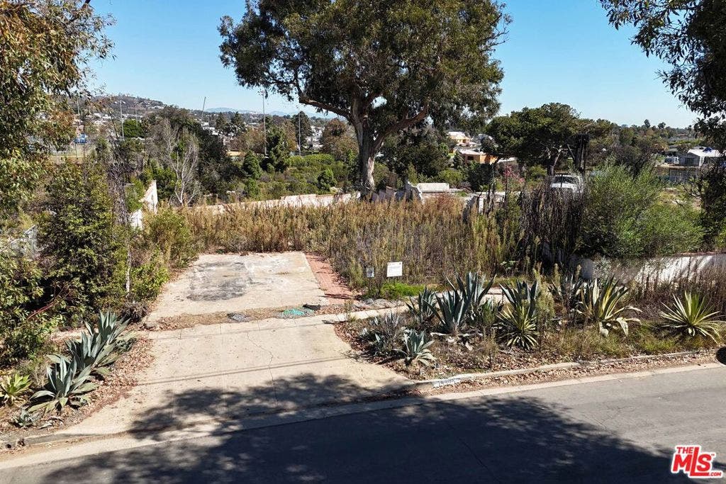 15325 De Pauw Street, Pacific Palisades, CA 90272 15325 De Pauw Street, Pacific Palisades, CA 90272