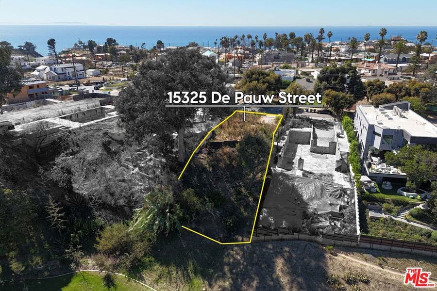 Property photo for 15325 De Pauw Street, Pacific Palisades, CA