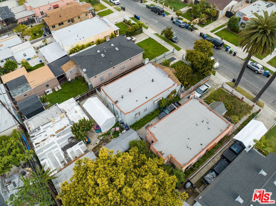 5837 4th Avenue, Los Angeles, CA 90043 5837 4th Avenue, Los Angeles, CA 90043