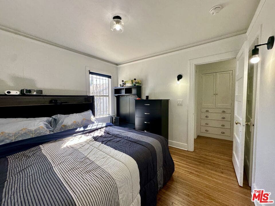4602 6th Avenue, Los Angeles, CA 90043 4602 6th Avenue, Los Angeles, CA 90043