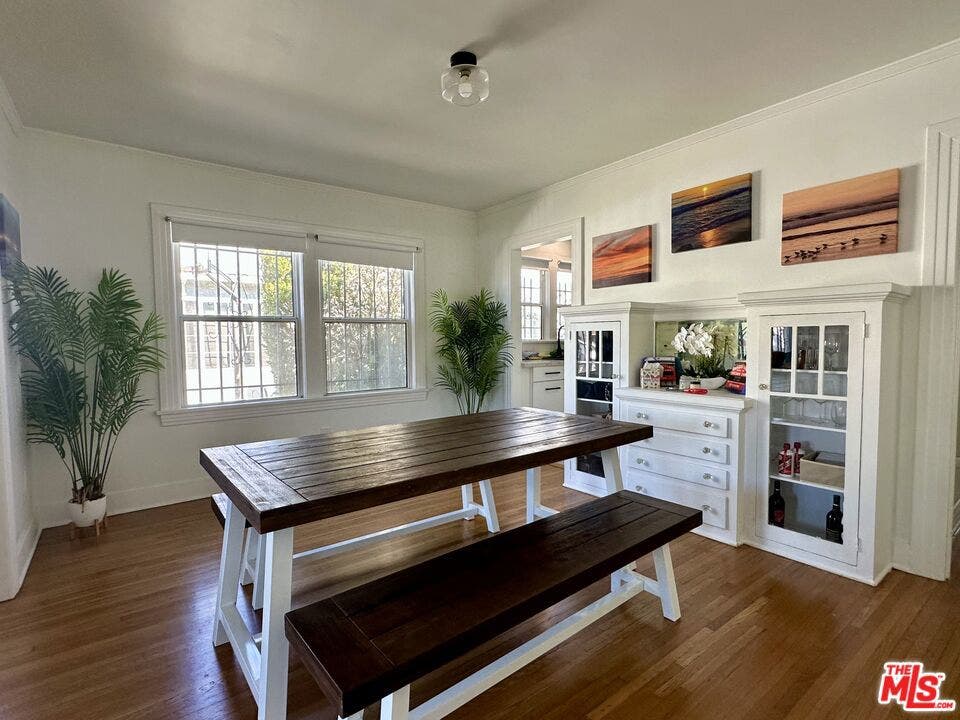 4602 6th Avenue, Los Angeles, CA 90043 4602 6th Avenue, Los Angeles, CA 90043