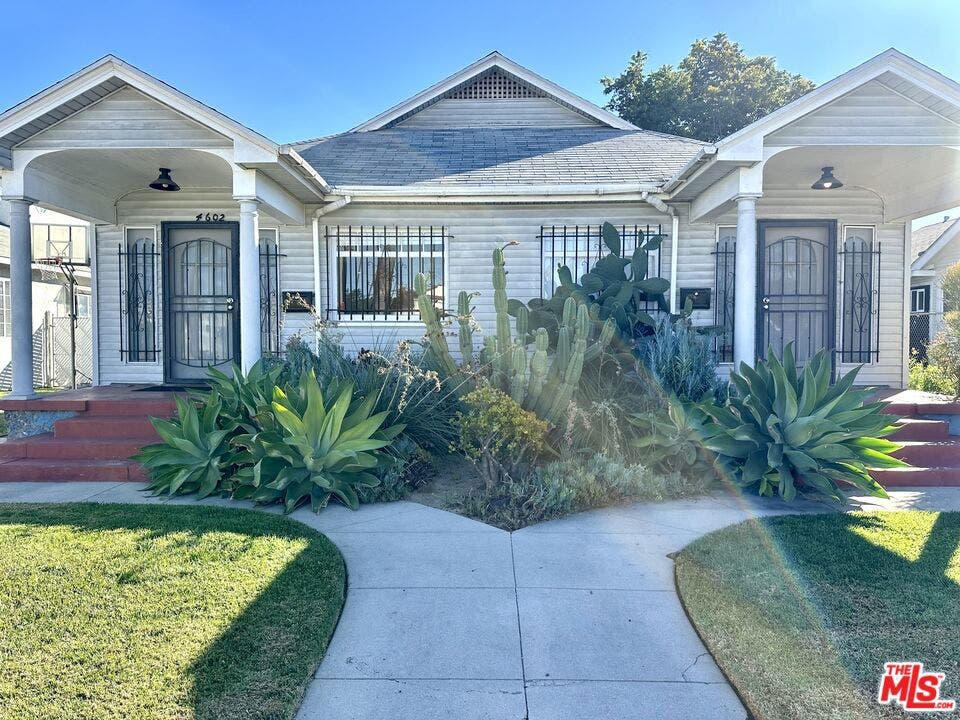 4602 6th Avenue, Los Angeles, CA 90043 4602 6th Avenue, Los Angeles, CA 90043