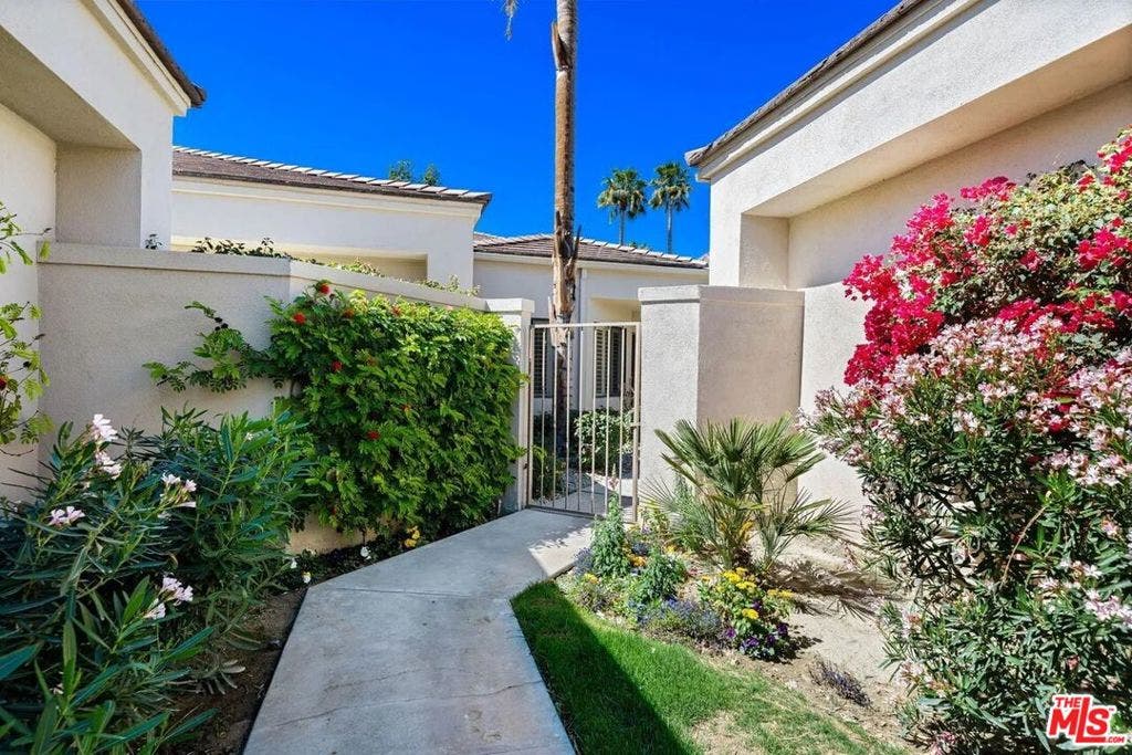 54469 Oak Hill, La Quinta, CA 92253 54469 Oak Hill, La Quinta, CA 92253