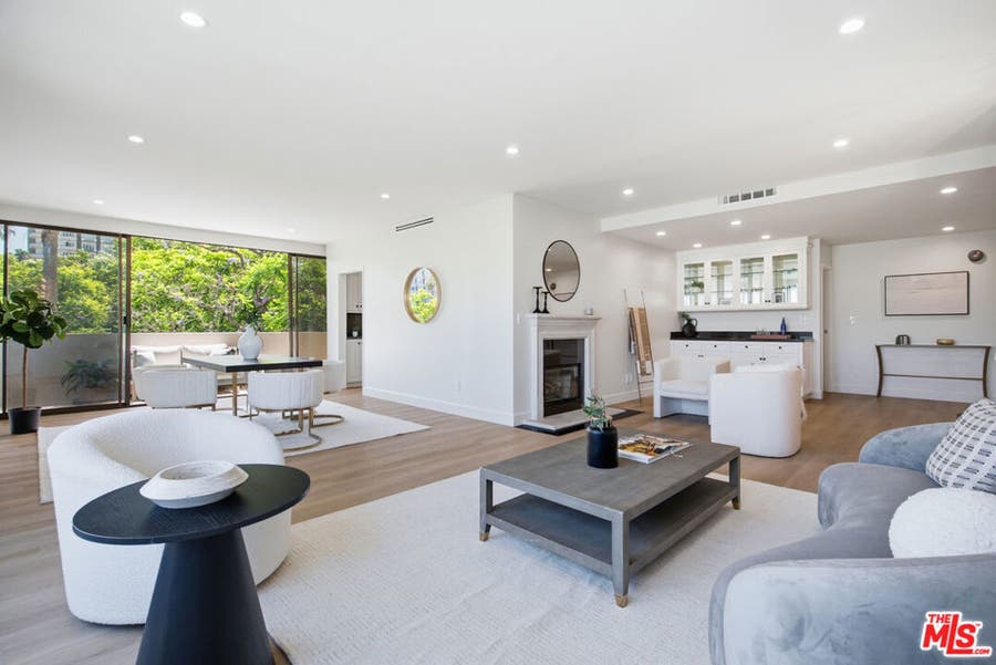 Property photo for 325 N Oakhurst Drive, #405, Beverly Hills, CA