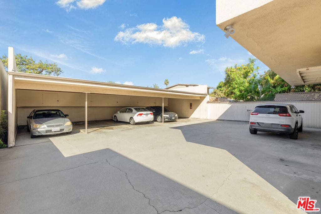 515 S Grevillea Avenue, Inglewood, CA 90301