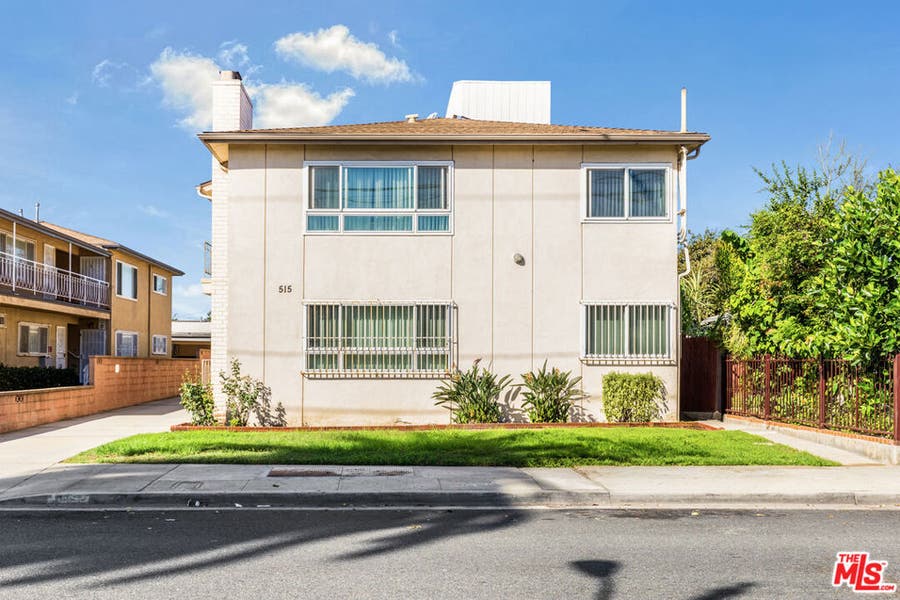 Property photo for 515 S Grevillea Avenue, Inglewood, CA