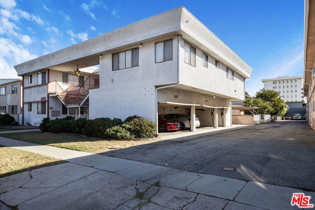 1022 Larch Street, Inglewood, CA 90301