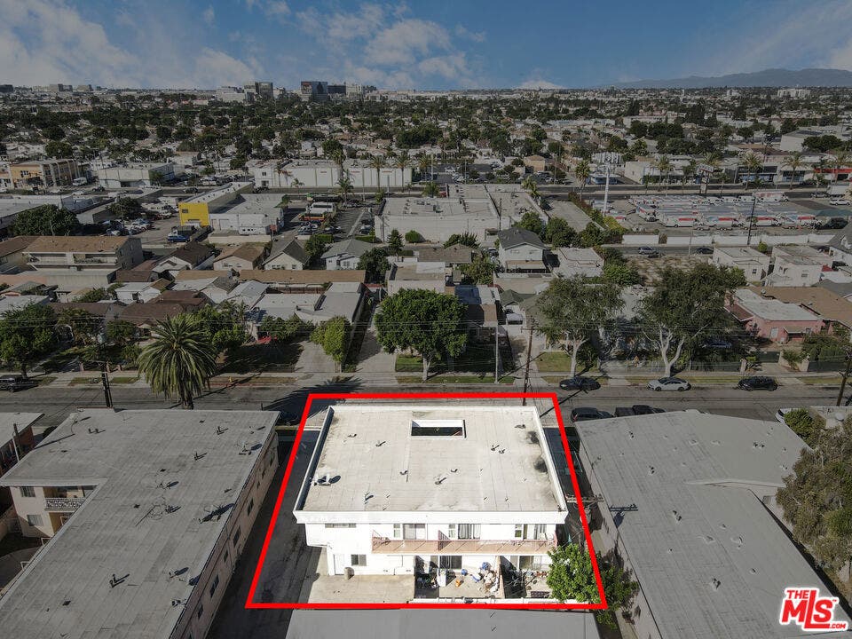 1022 Larch Street, Inglewood, CA 90301