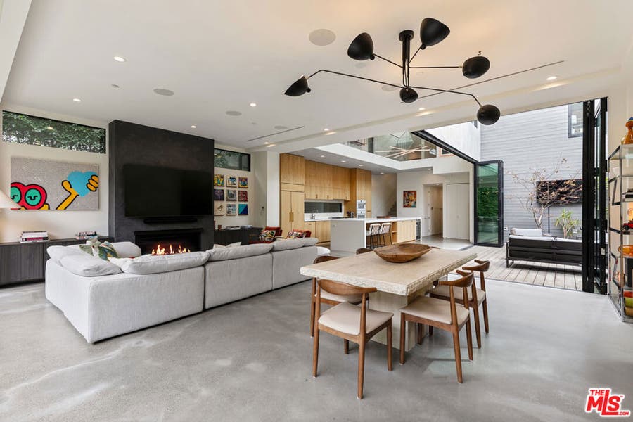 Property photo for 626 Woodlawn Avenue, Venice, CA