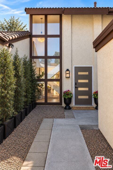 Property photo for 5562 E Vista Del Rio, Anaheim, CA